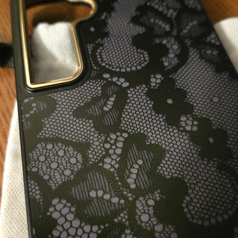 Black Lace Phone Case - Picture 3 of 5